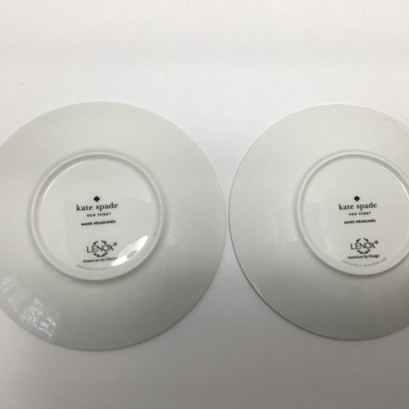 Kate Spade "Make Headlines - Travel Bright & Rain or Shine” Tidbit Plate - Picture 4 of 5